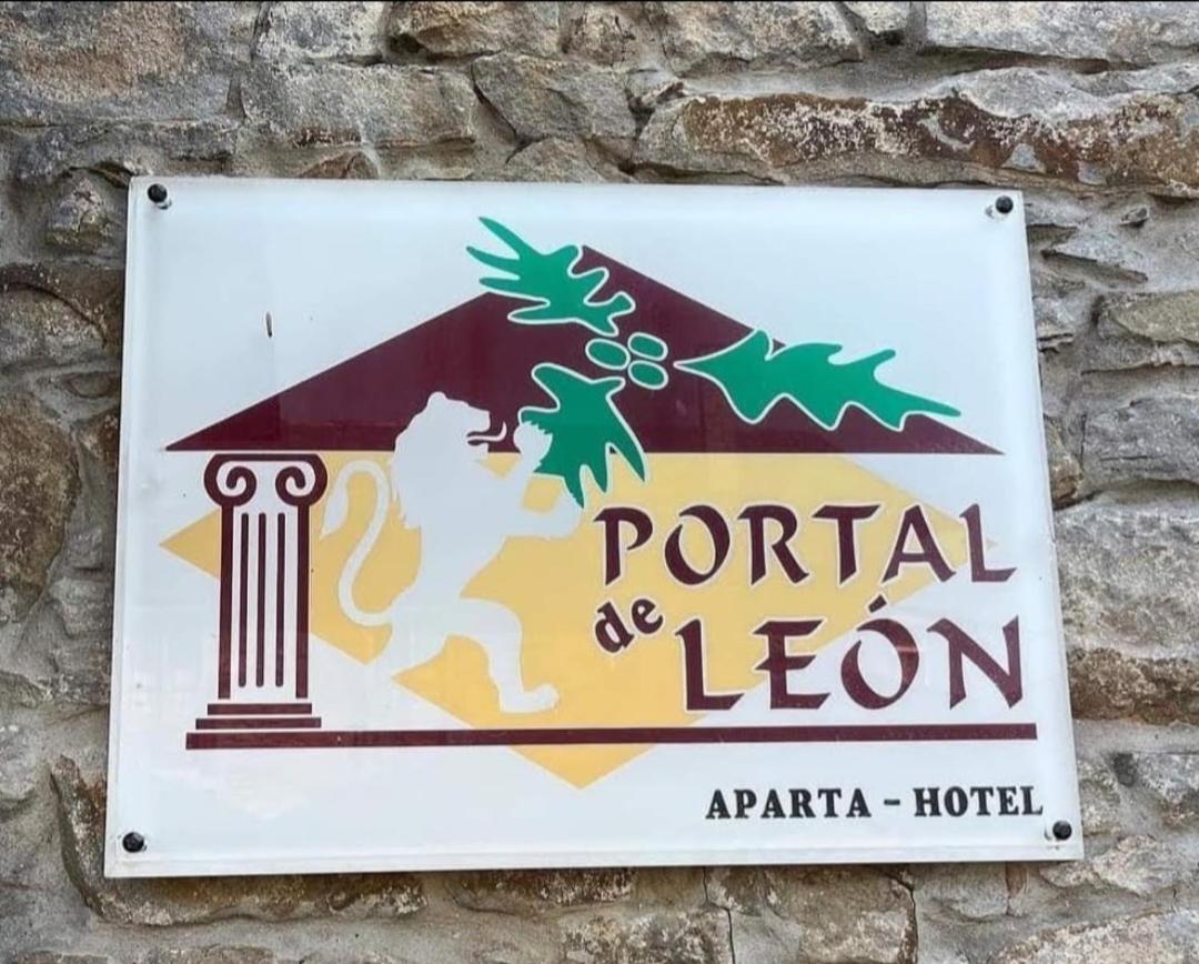 Apartahotel Portal De Leon Caboalles de Abajo Eksteriør billede